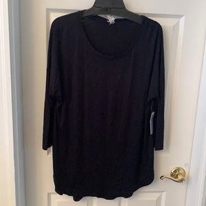 Black 3/4 sleeve top nwt size L